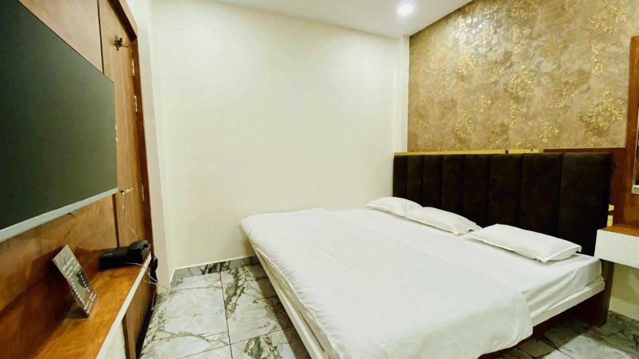 Hotel Malay Inn Ujjain Esterno foto