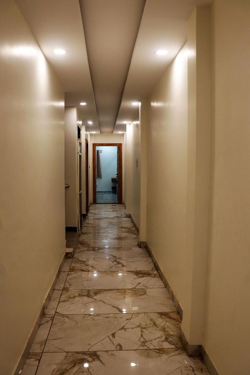 Hotel Malay Inn Ujjain Esterno foto