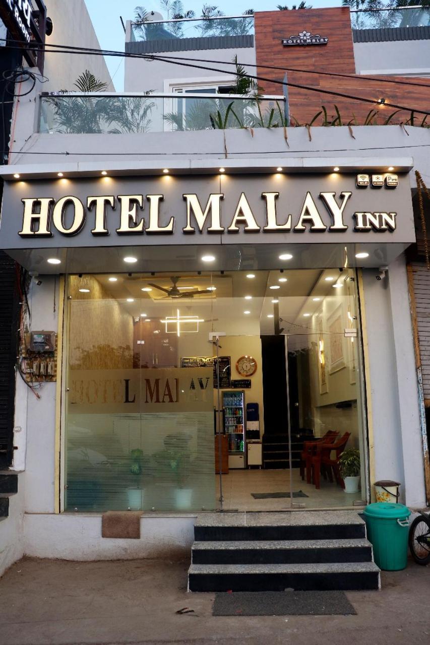 Hotel Malay Inn Ujjain Esterno foto
