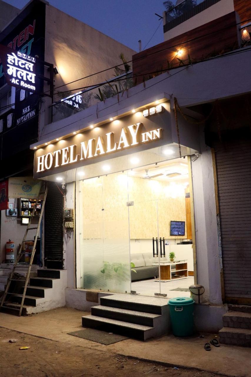 Hotel Malay Inn Ujjain Esterno foto